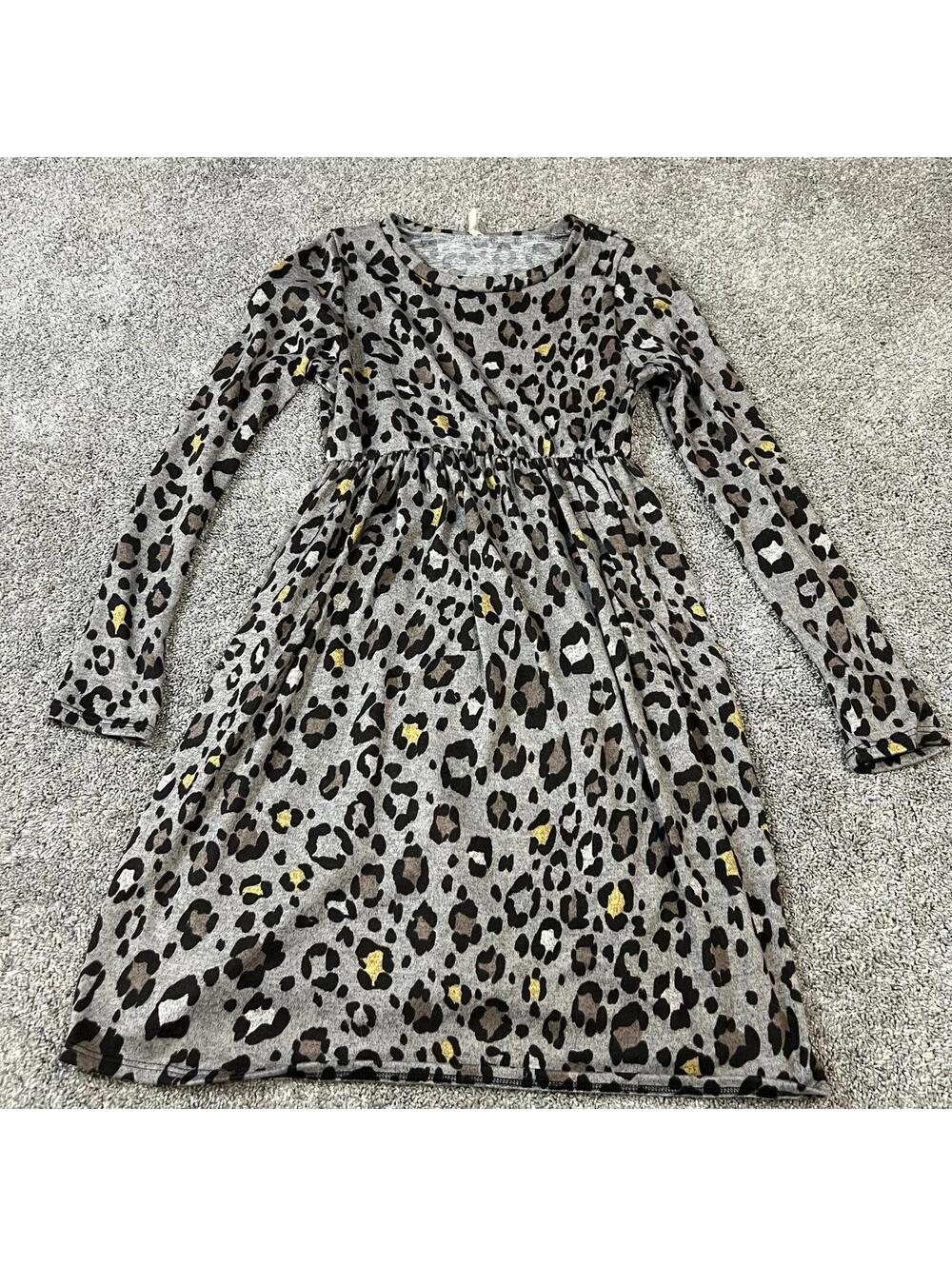 Hello MIZ Women's Leopard Print Dress size Small